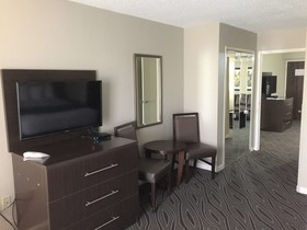 Best Western Plus Galleria Inn & Suites
