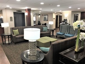 Best Western Plus Galleria Inn & Suites