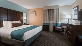 Best Western Plus Galleria Inn & Suites