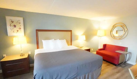 Budgetel Inn & Suites
