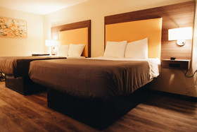 Budgetel Inn & Suites