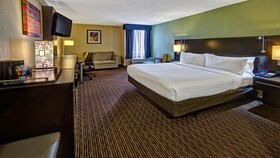 Clarion Hotel & Suites Conference Center Memphis Airport