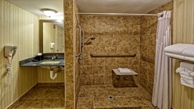 Clarion Hotel & Suites Conference Center Memphis Airport