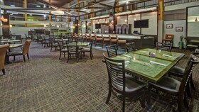 Clarion Hotel & Suites Conference Center Memphis Airport