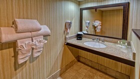 Clarion Hotel & Suites Conference Center Memphis Airport