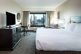 Crowne Plaza Memphis Downtown