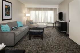 Crowne Plaza Memphis Downtown