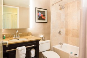 Crowne Plaza Memphis Downtown