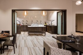 Crowne Plaza Memphis Downtown