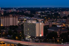 Crowne Plaza Memphis Downtown