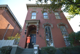 Downtown Memphis Shellcrest Apartments