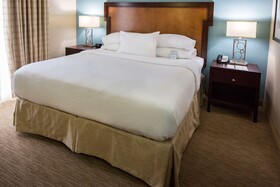 Embassy Suites by Hilton Memphis East Germantown Area