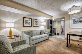 Embassy Suites by Hilton Memphis East Germantown Area