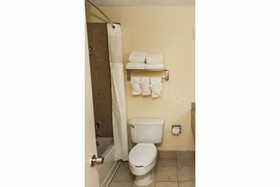 OYO Hotel Memphis TN I-40