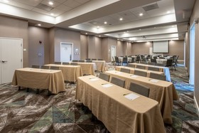 Holiday Inn & Suites Memphis - Wolfchase Galleria