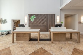 Holiday Inn & Suites Memphis - Wolfchase Galleria
