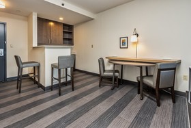 Holiday Inn & Suites Memphis - Wolfchase Galleria