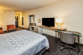 Holiday Inn & Suites Memphis - Wolfchase Galleria