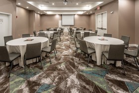 Holiday Inn & Suites Memphis - Wolfchase Galleria