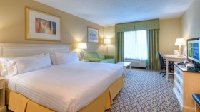 Holiday Inn Express & Suites Memphis Southwind