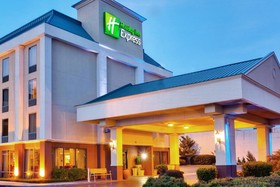 Holiday Inn Express Memphis Medical Center Midtown