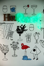 Hu. Hotel