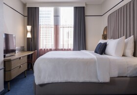 Hu. Hotel