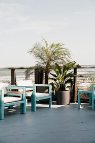 Hu. Hotel