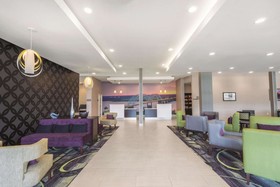 La Quinta Inn & Suites by Wyndham Memphis Downtown