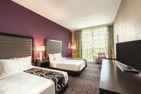 La Quinta Inn & Suites by Wyndham Memphis Downtown