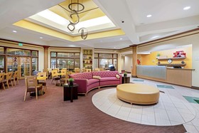 Holiday Inn Express & Suites Memphis East