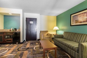 Quality Inn And Suites Memphis