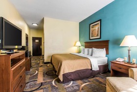 Quality Inn And Suites Memphis