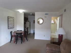 Plantation Oaks Suites & Inn