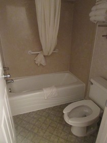 Plantation Oaks Suites & Inn