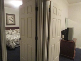 Plantation Oaks Suites & Inn
