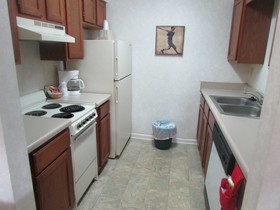 Plantation Oaks Suites & Inn