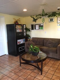 Regency Inn & Suites