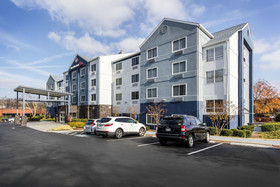 Best Western Plus Nashville Airport Hotel