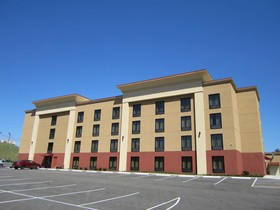 Best Western Plus Sunrise Inn