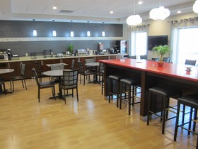 Best Western Plus Sunrise Inn