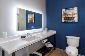 Cambria Hotel Nashville Airport