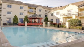 Club-Hotel Nashville Inn & Suites