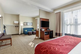 Comfort Suites