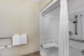 Comfort Suites
