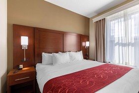 Comfort Suites
