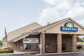 Days Inn By Wyndham Nashville North/Opryland Area