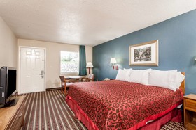 Days Inn By Wyndham Nashville North/Opryland Area