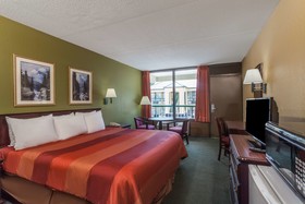 Days Inn by Wyndham Nashville Saint Thomas West Hospital