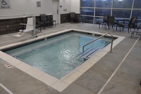 Fairfield Inn & Suites Nashville Airport